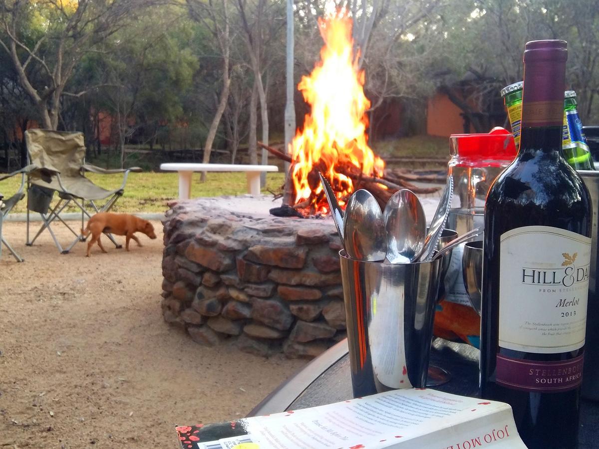 Warthogs Bush Lodge Magaliesburg Kültér fotó